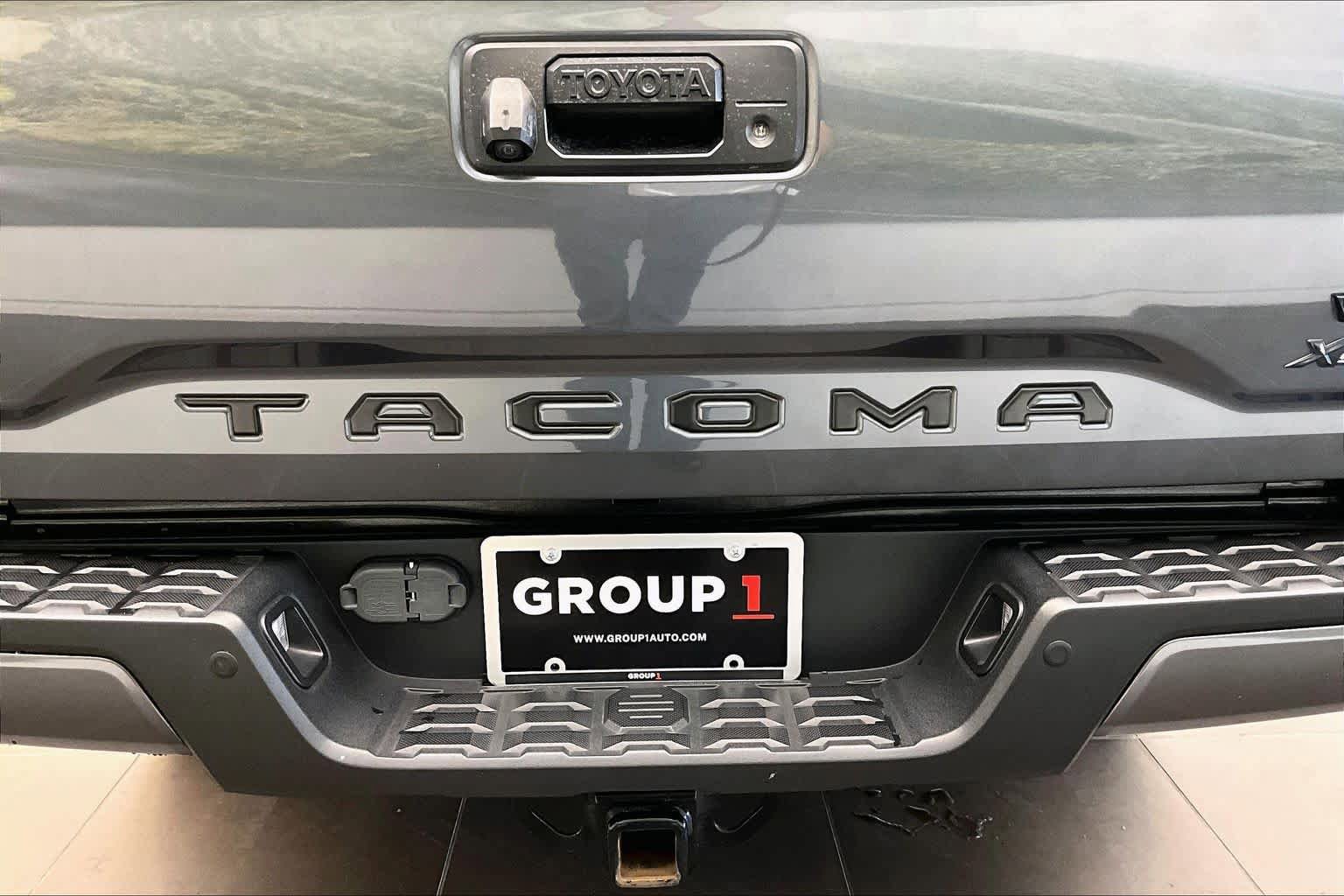 Used 2023 Toyota Tacoma TRD Off-Road w/ TRD Premium Off Road Package AWD/4WD image 33