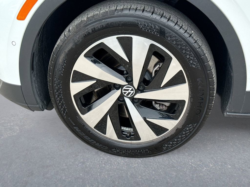 Used 2023 Volkswagen ID.4 Pro image 18