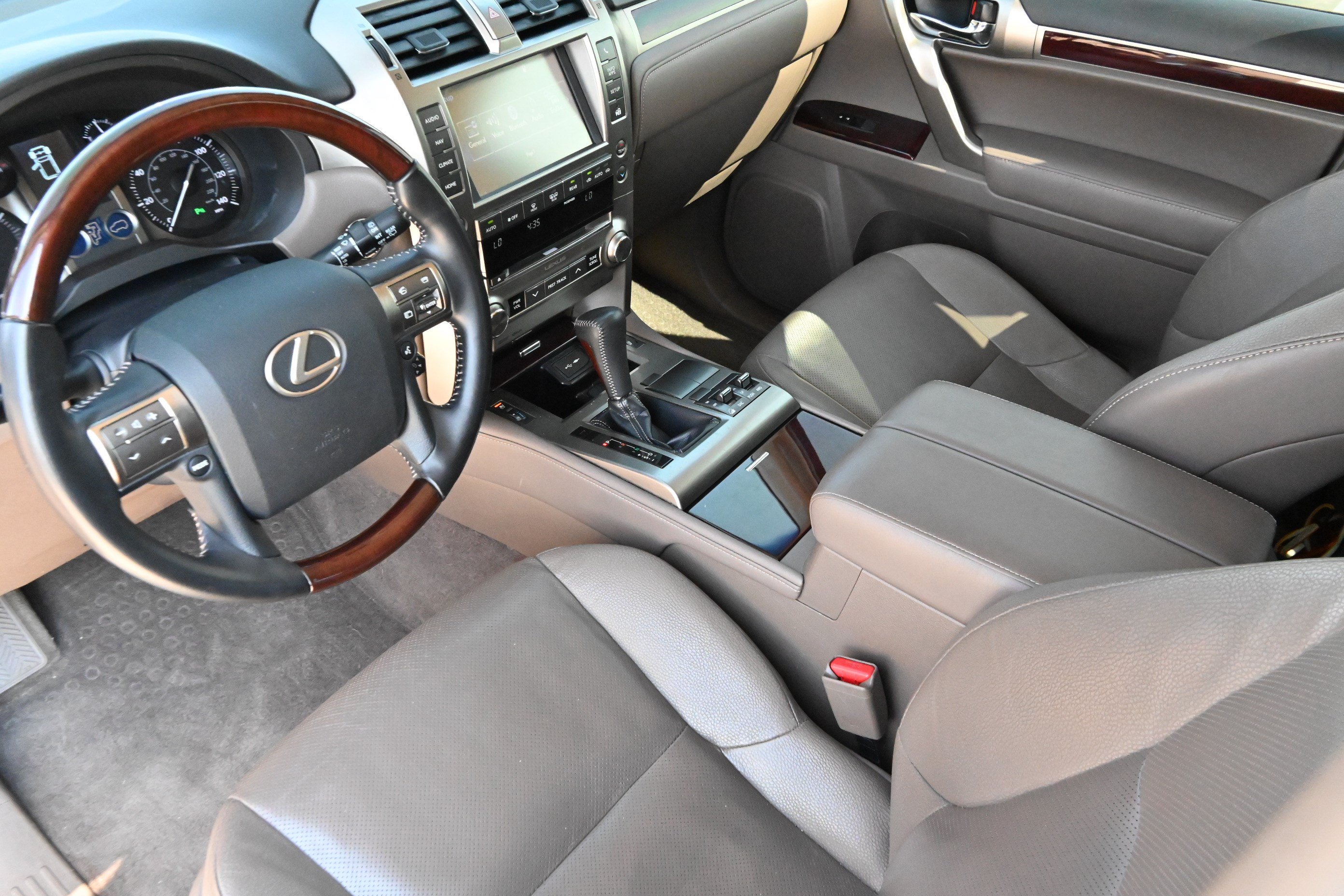 Used 2019 Lexus GX 460 Premium AWD/4WD image 15