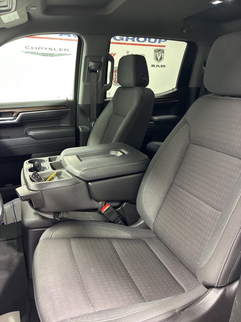 Used 2023 Chevrolet Silverado 1500 RST image 10