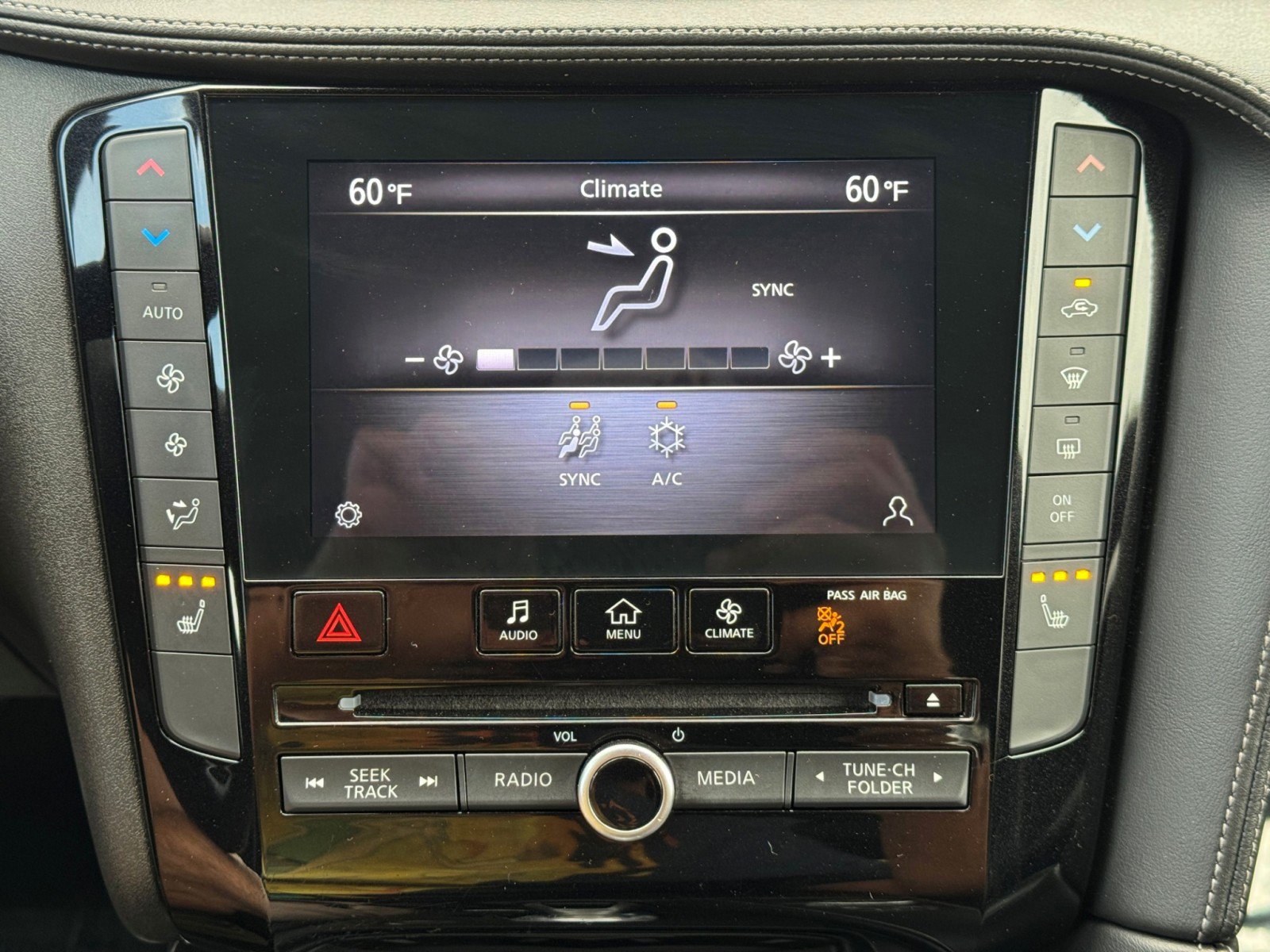 Used 2021 INFINITI QX50 Luxe w/ Appearance Package AWD/4WD image 26