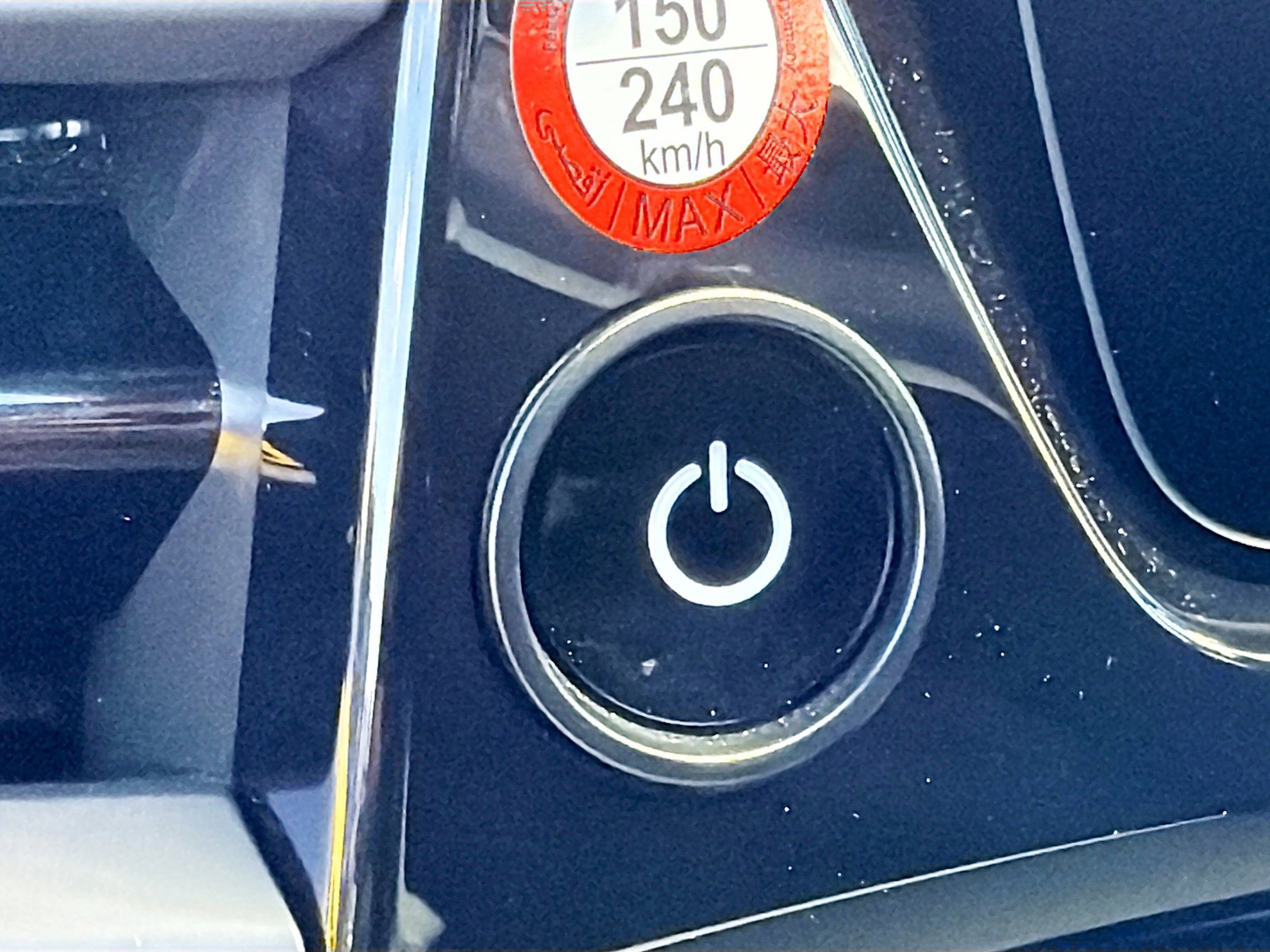 Used 2024 Porsche Macan 4 Electric image 37