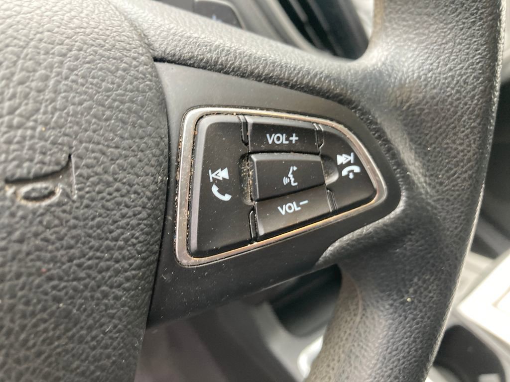 Used 2017 Ford Escape SE w/ Equipment Group 201A image 43