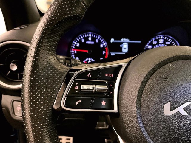 Used 2022 Kia Forte GT-Line w/ GT-Line Premium Package FWD image 17
