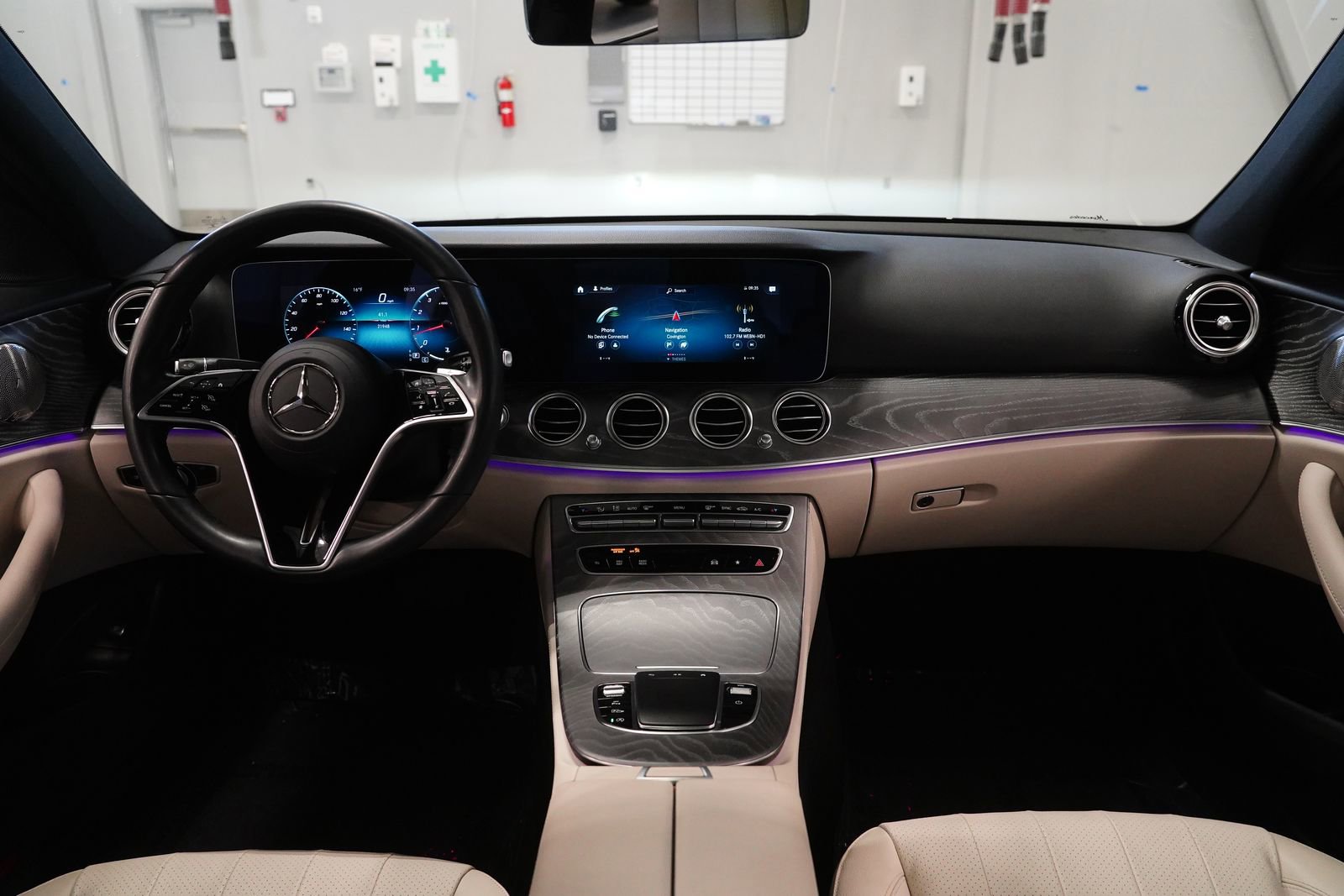 Used 2022 Mercedes-Benz E 350 4MATIC Sedan image 15