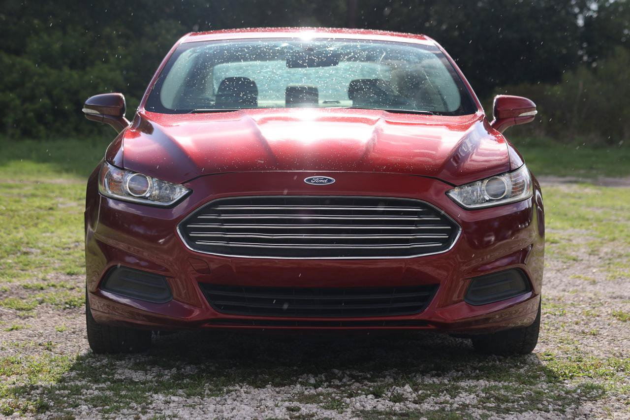 Used 2016 Ford Fusion SE FWD image 17