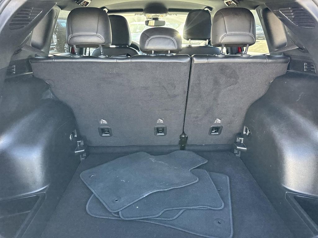 Used 2024 Jeep Compass Limited image 24