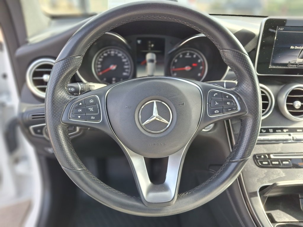 Used 2018 Mercedes-Benz GLC 300 4MATIC image 27