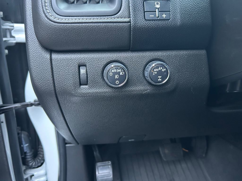 Used 2018 GMC Canyon Denali image 21