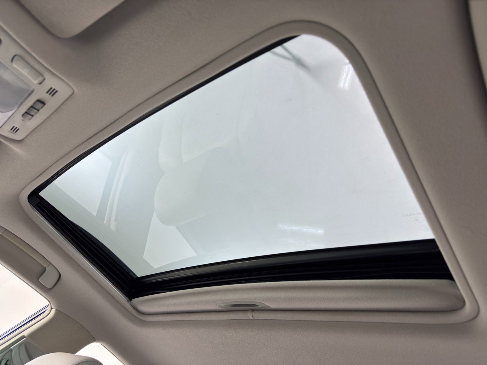 Used 2006 Lexus RX 400h AWD image 11