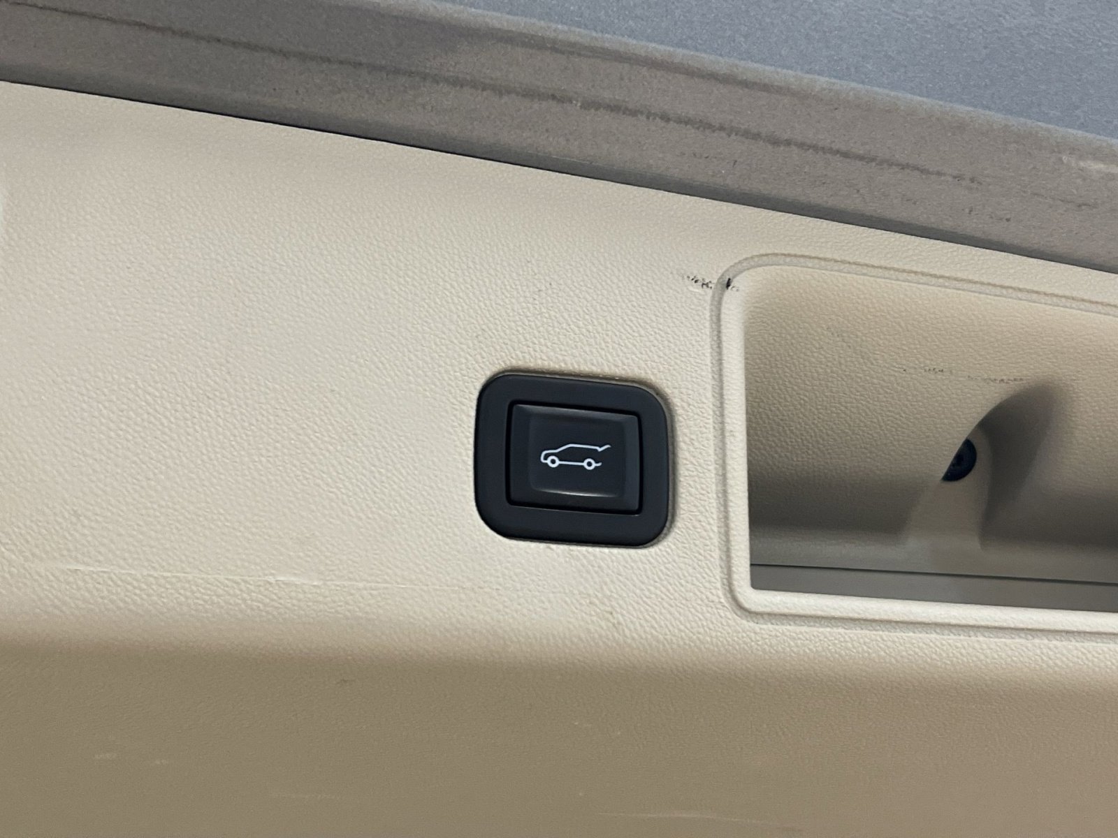 Used 2023 GMC Terrain Denali image 23