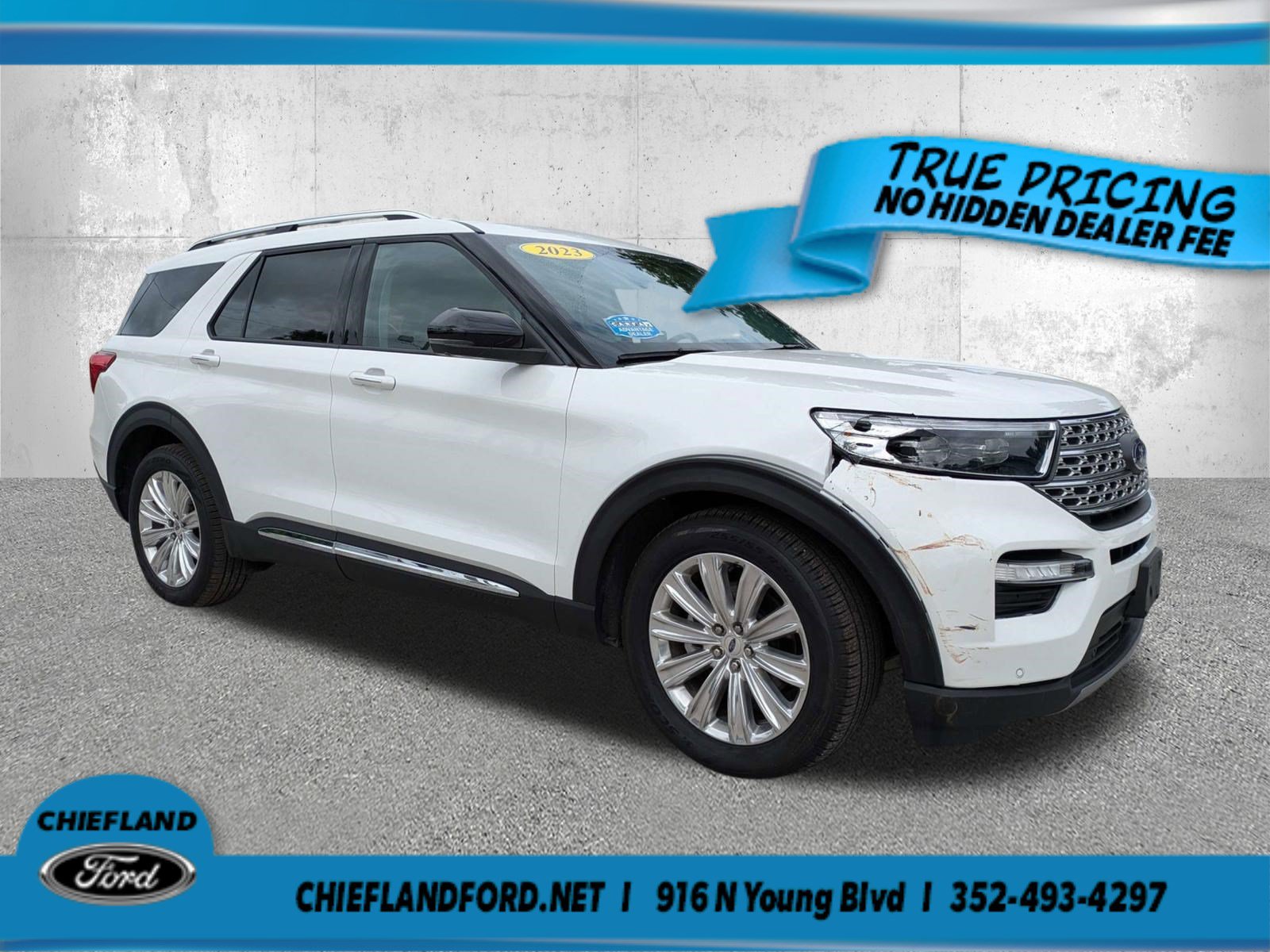 Used 2023 Ford Explorer Limited w/ Limited Technology Package RWD image 1