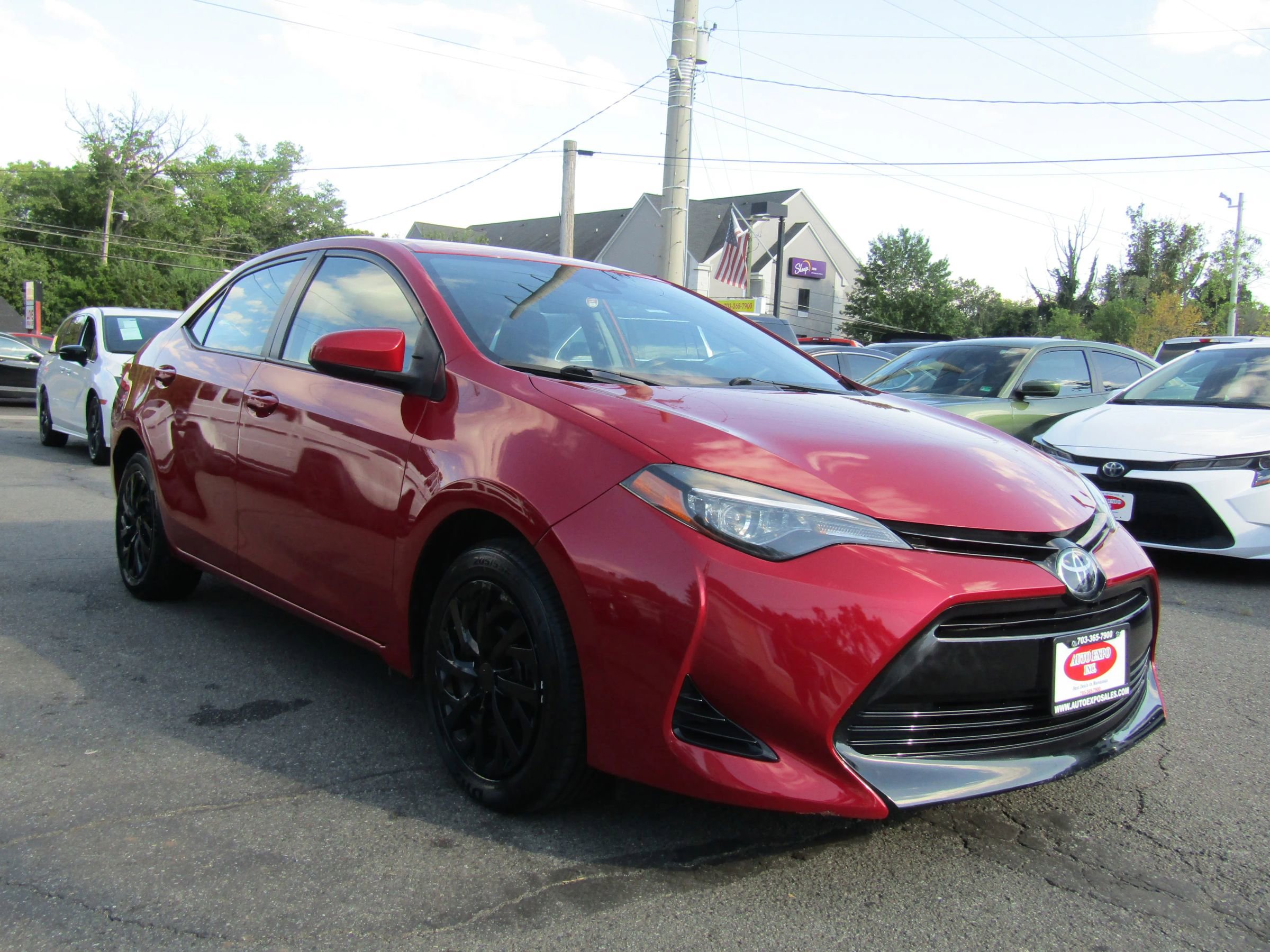 Used 2017 Toyota Corolla LE image 9