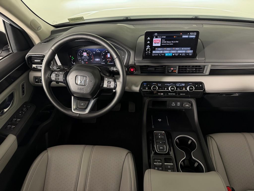 Used 2024 Honda Pilot Elite image 13