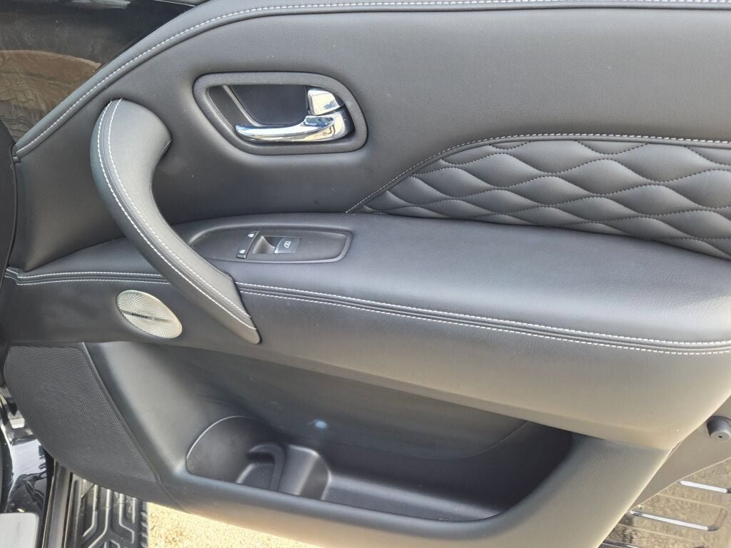 Used 2024 INFINITI QX80 Sensory w/ Cargo Package image 7