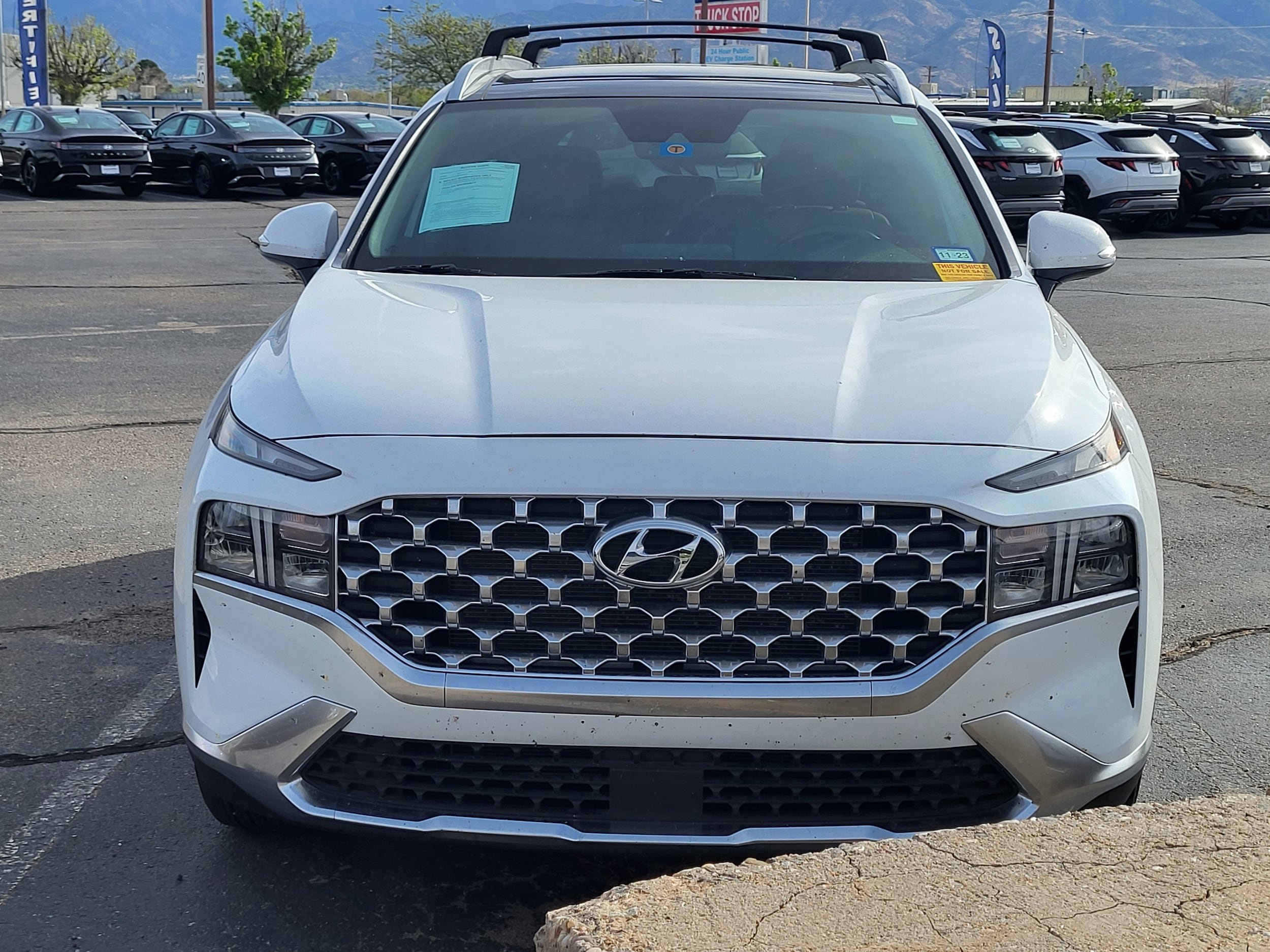 Used 2022 Hyundai Santa Fe SEL w/ Convenience + Premium Package image 4