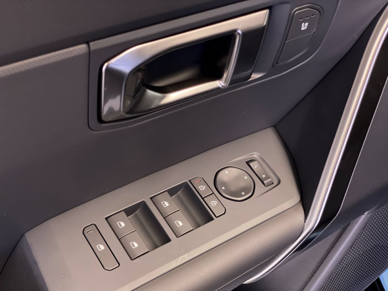 New 2027 Kia Seltos X-Line S AWD/4WD image 18