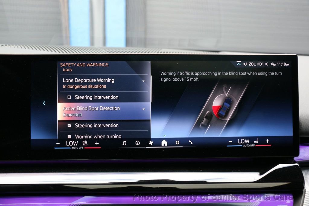 Used 2025 BMW 540i xDrive image 38