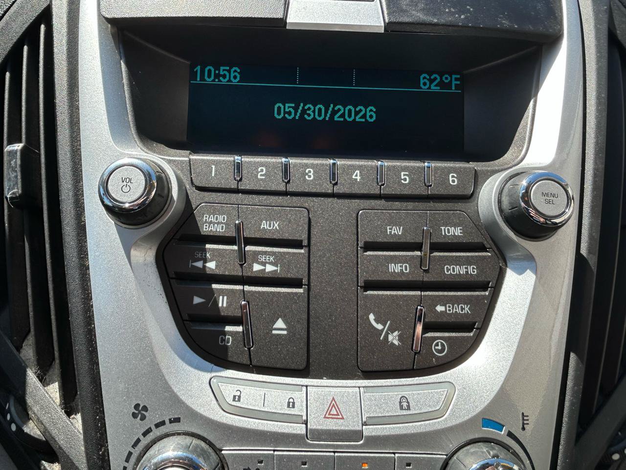 Used 2011 Chevrolet Equinox LS AWD/4WD image 21