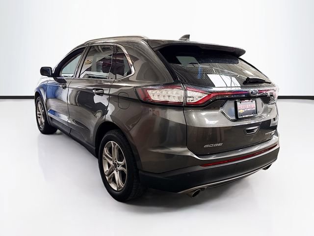 Used 2017 Ford Edge Titanium w/ Technology Package FWD image 8