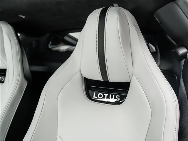 Used 2025 Lotus Emira RWD image 14