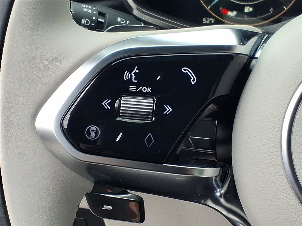 New 2026 Jaguar F-PACE R-Dynamic S image 16