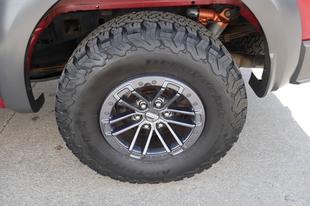 Used 2019 Ford F150 Raptor w/ Equipment Group 802A Luxury AWD/4WD image 34
