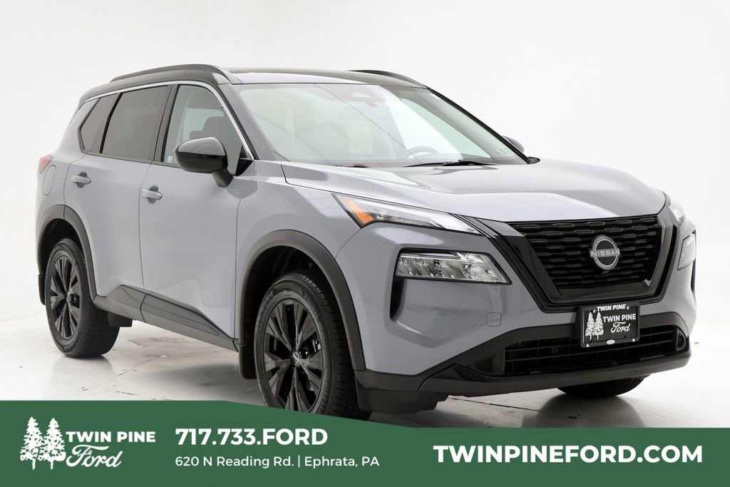 Used 2023 Nissan Rogue SV w/ SV Premium B Package AWD/4WD image 1