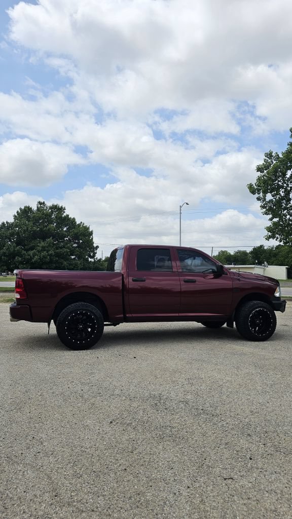 Used 2017 RAM 1500 Express AWD/4WD image 5