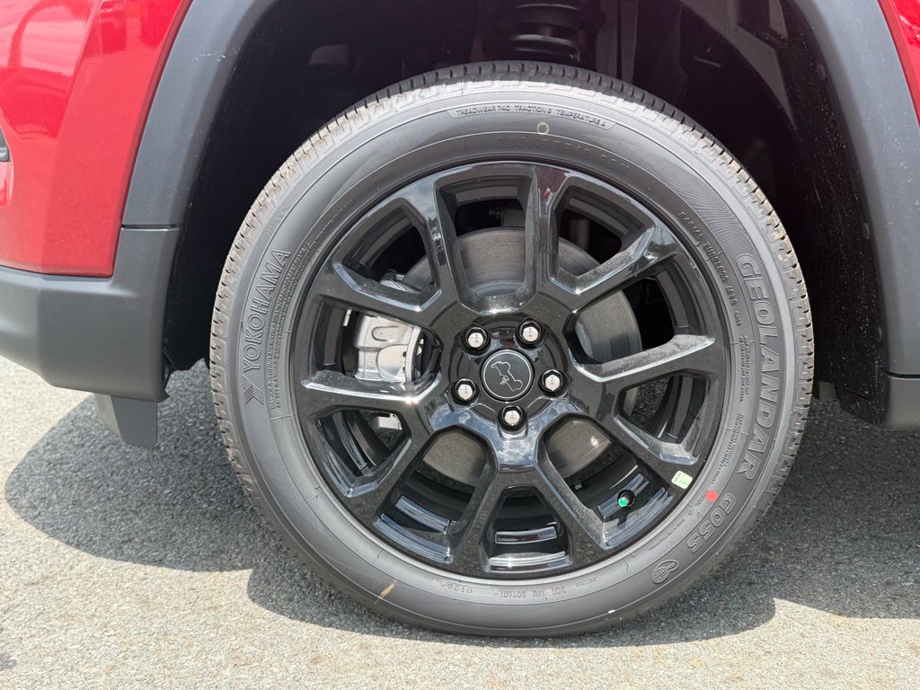 New 2026 Jeep Compass Latitude AWD/4WD image 11