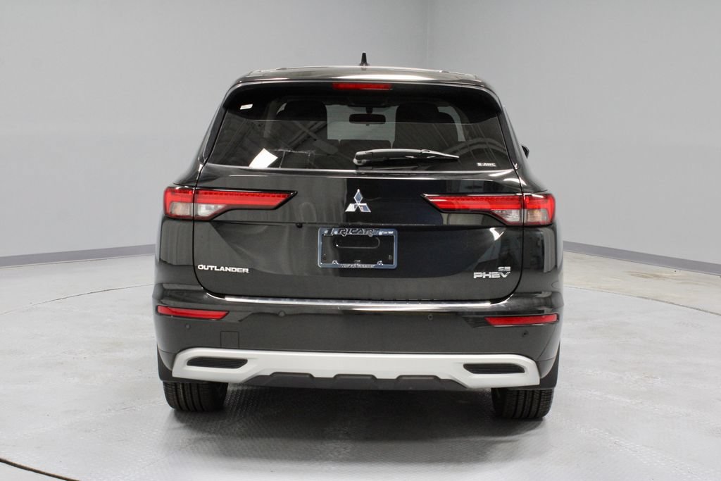 Used 2023 Mitsubishi Outlander SE AWD/4WD image 12