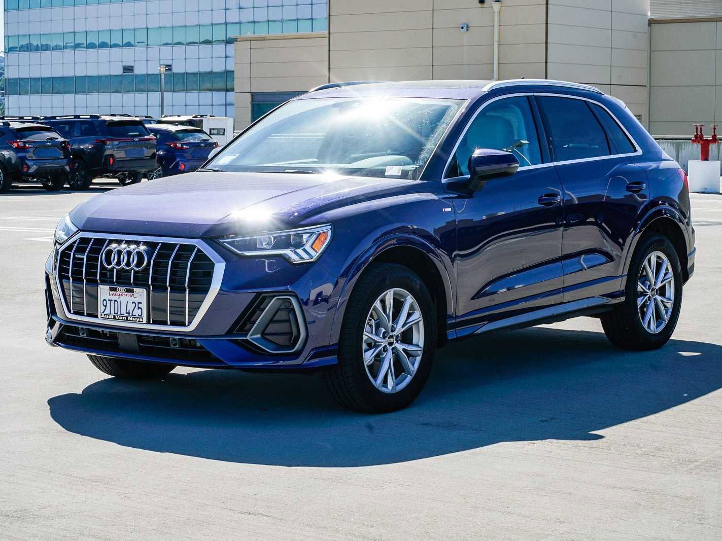 Used 2025 Audi Q3 2.0T Premium w/ Convenience Package