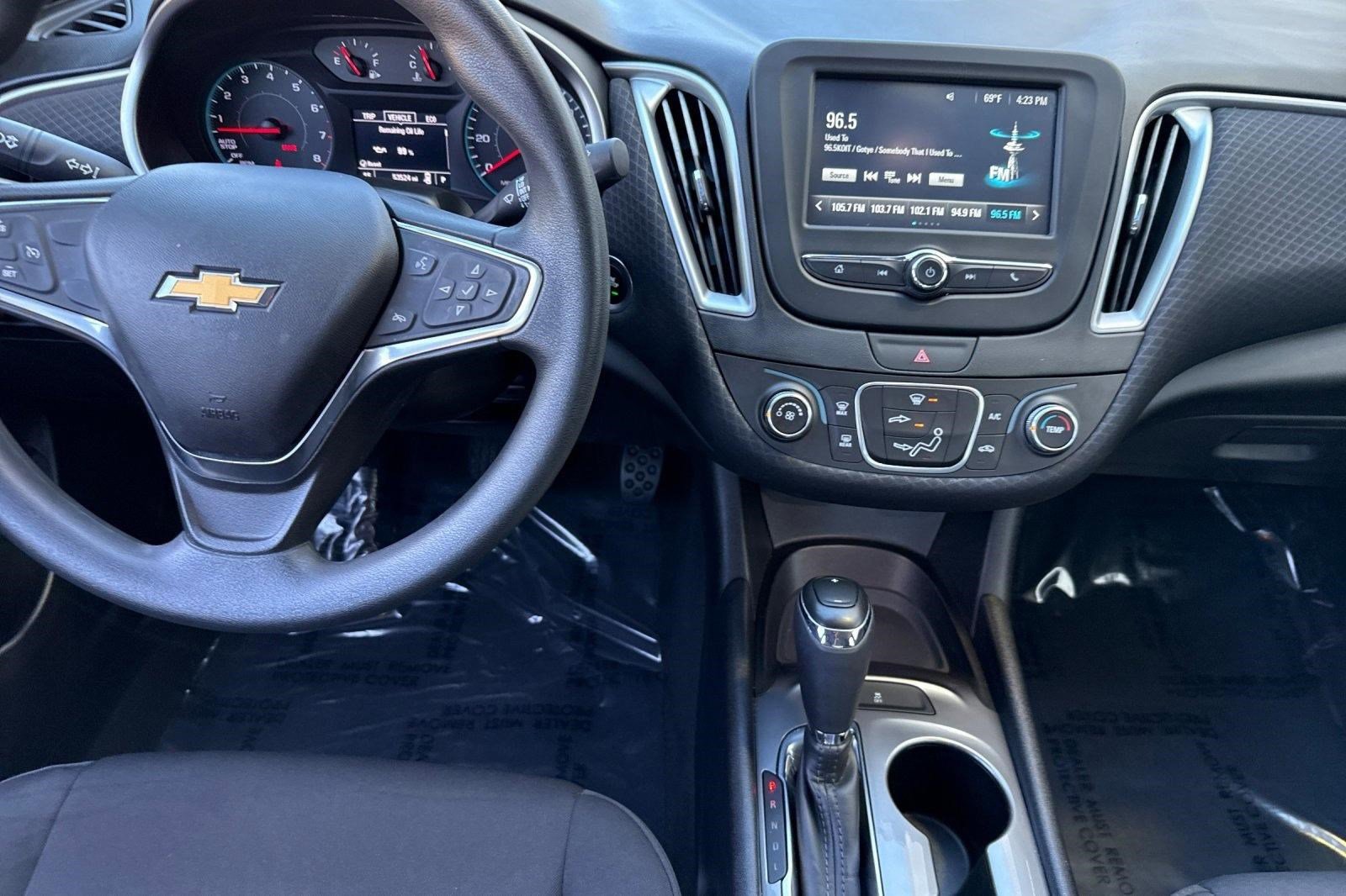 Used 2017 Chevrolet Malibu LS image 27