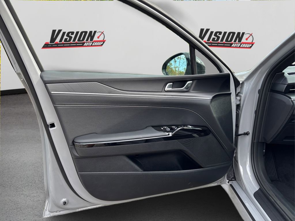 New 2025 Kia K5 GT-Line image 14