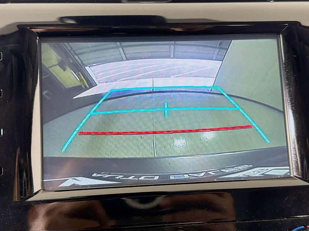 Used 2019 Toyota Camry LE FWD image 23