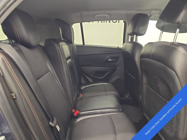 Used 2018 Chevrolet Trax LT w/ LT Convenience Package FWD image 12