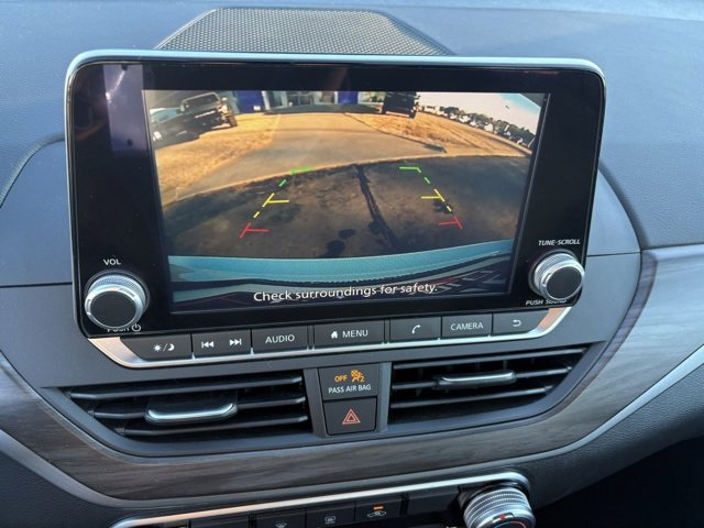 Used 2025 Nissan Altima 2.5 SV image 26