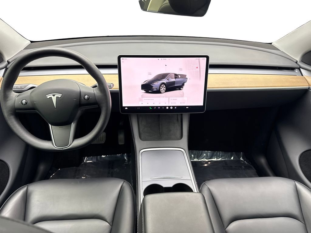 Used 2024 Tesla Model Y Long Range image 51