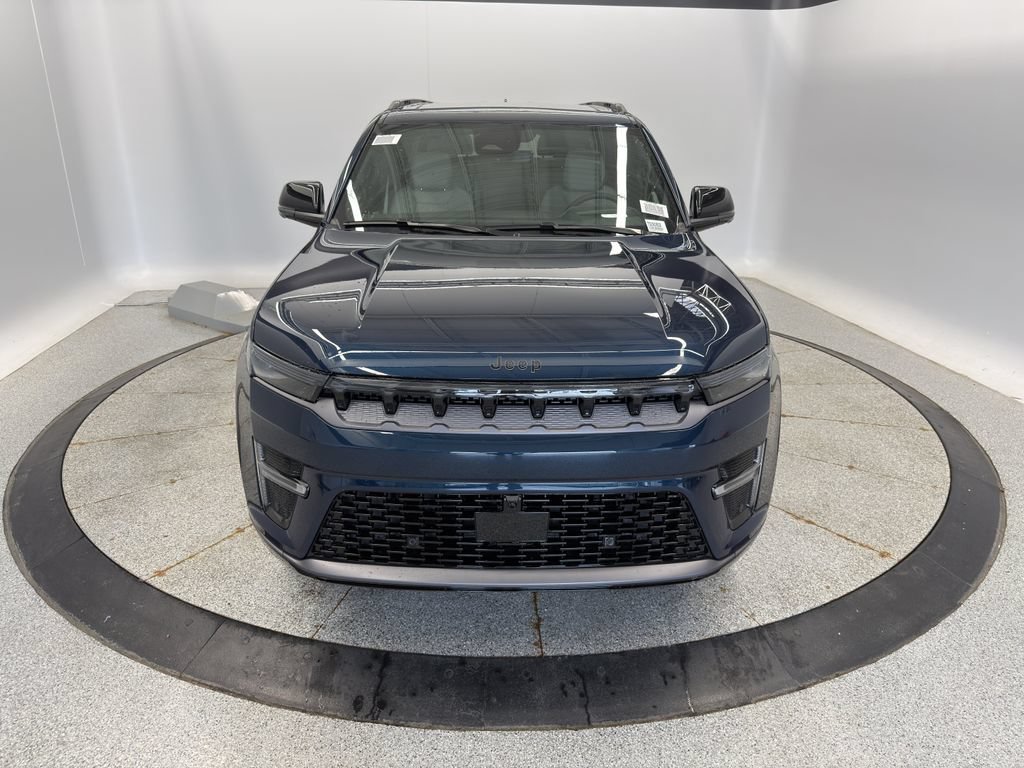 New 2026 Jeep Grand Wagoneer L Limited AWD/4WD image 3