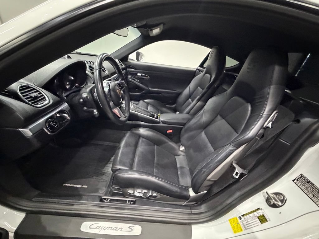Used 2019 Porsche 718 Cayman S RWD image 25