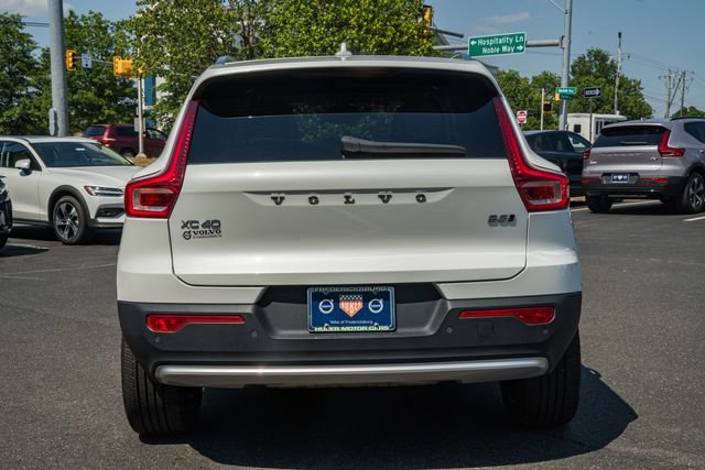 Certified 2024 Volvo XC40 B5 Ultimate AWD/4WD image 6