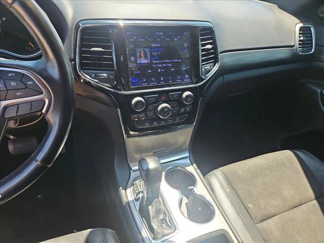 Used 2020 Jeep Grand Cherokee Altitude RWD image 19