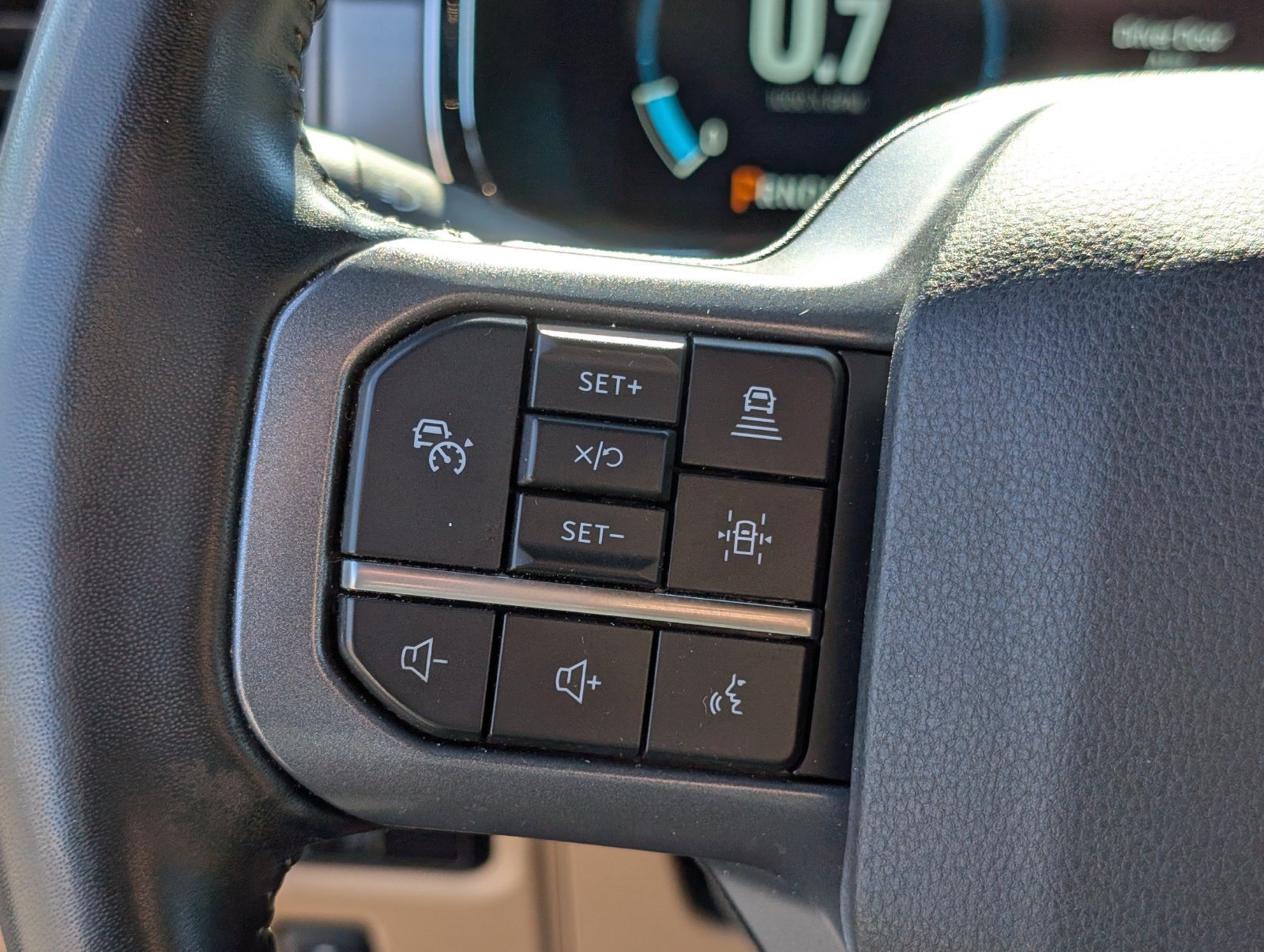 Used 2023 Ford F150 Lariat w/ Equipment Group 502A High AWD/4WD image 25