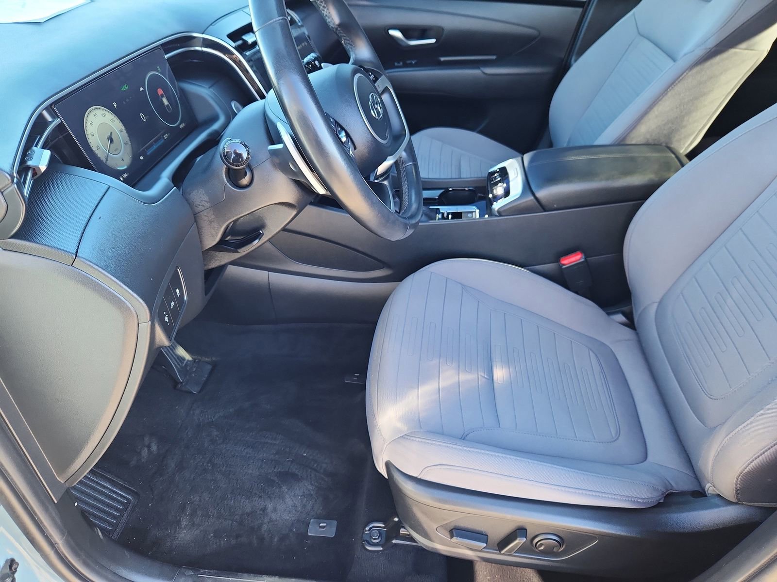 Used 2023 Hyundai Santa Cruz SEL Premium image 10