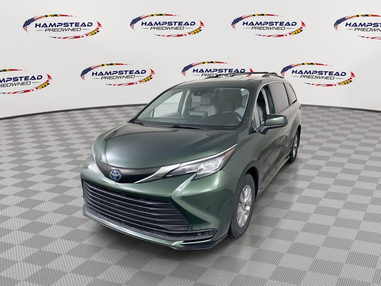 Used 2022 Toyota Sienna LE