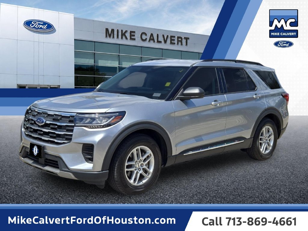 Used 2025 Ford Explorer Active RWD image 1