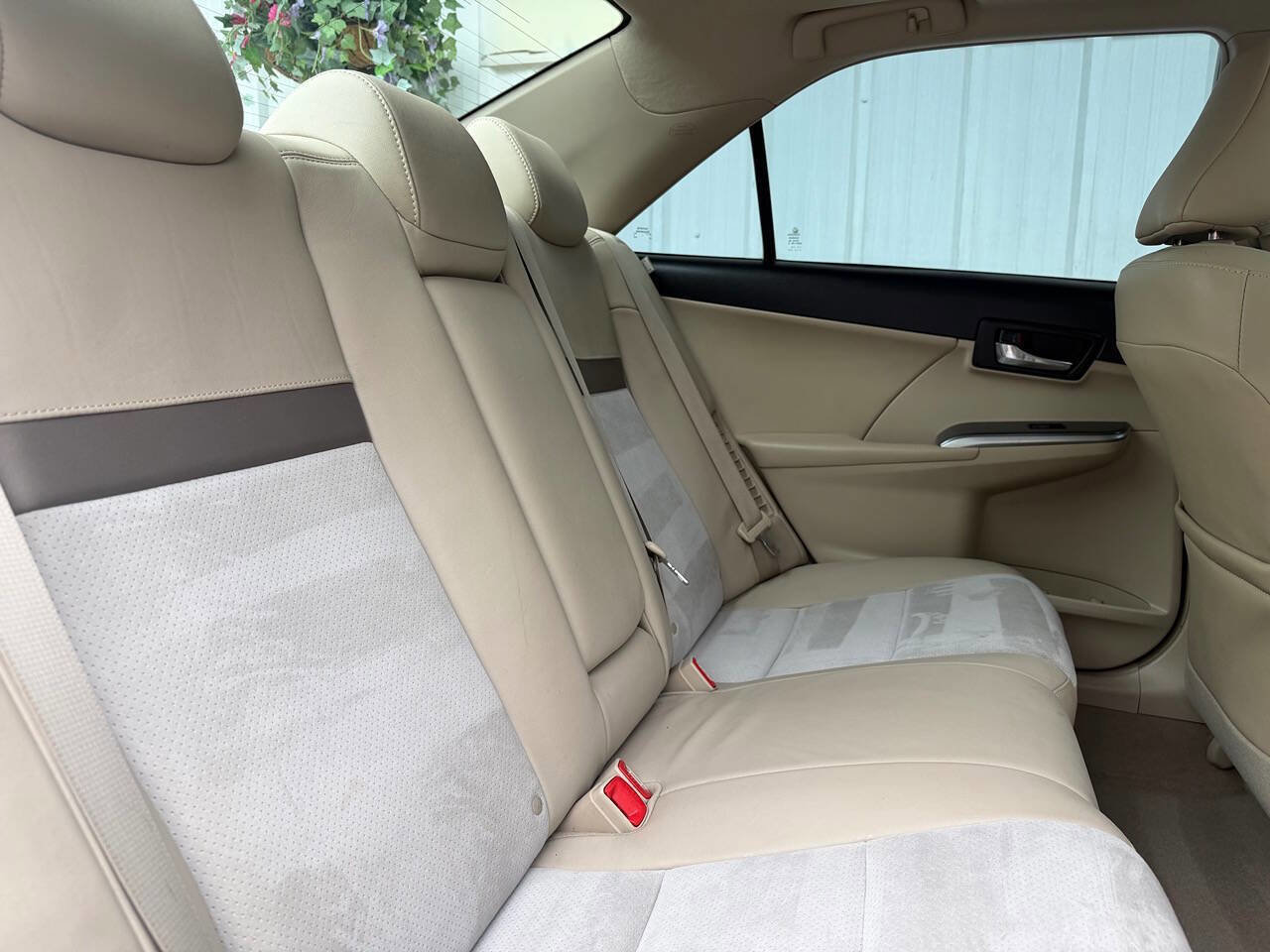 Used 2012 Toyota Camry XLE FWD image 31