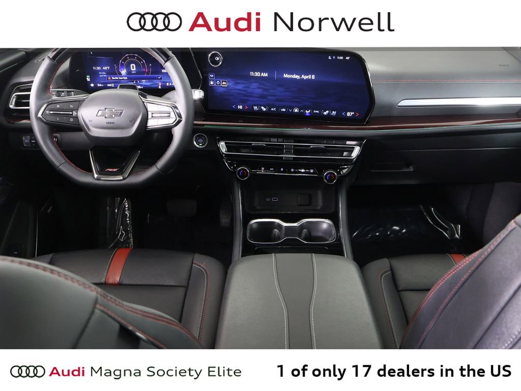 Used 2024 Chevrolet Traverse RS image 27