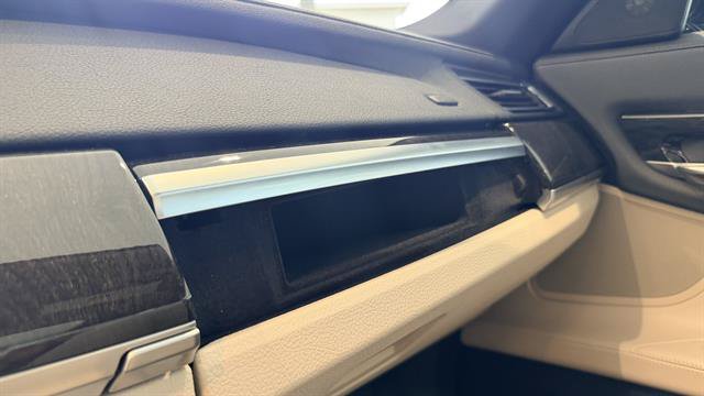 Used 2012 BMW 750i RWD image 73