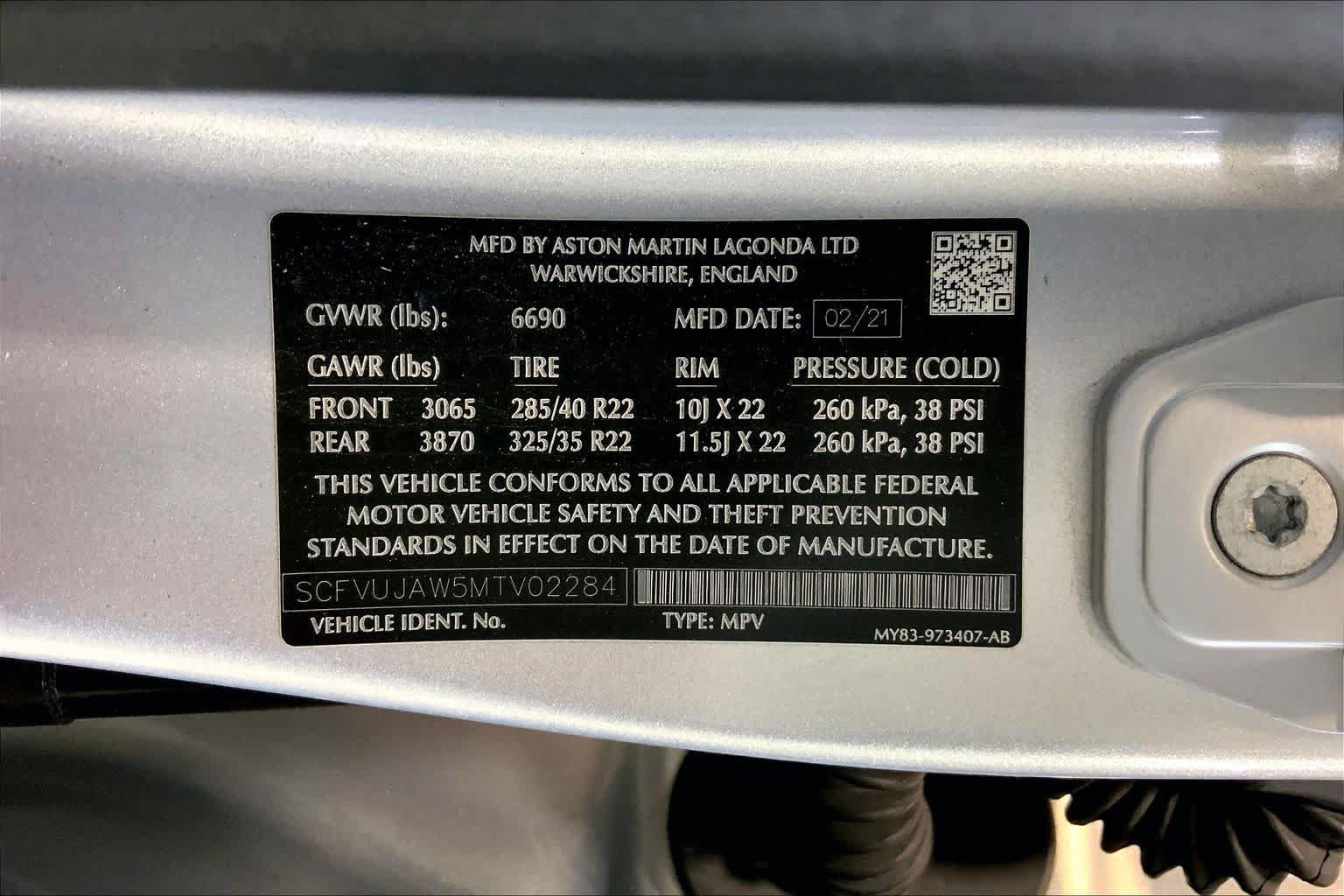 Used 2021 Aston Martin DBX AWD/4WD image 36